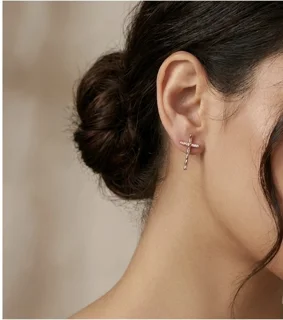 گوشواره میخی طرح صلیب جواهری طلایی مارک ژوپینک ضد حساسیت و رنگ ثابت