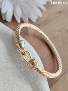 تکدست طرح امگا رنگ طلایی ضد حساسیت  نگین مخراجی کد011630840